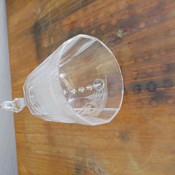 CRYSTAL BELL Dinner Bell Etched with SANTA Sleigh Christmas Winter Holiday - Picture 3 of 5